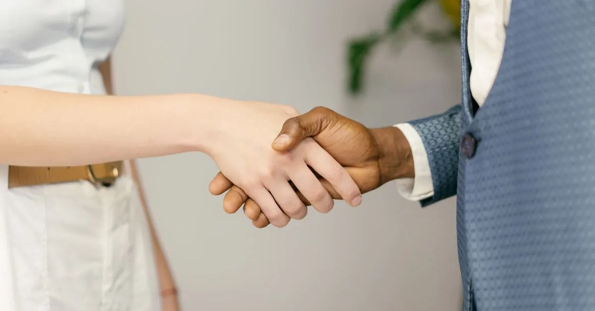 신곡 요약 쇼츠 올리기 전 확인 8가지 내용을 보여 주는 그림